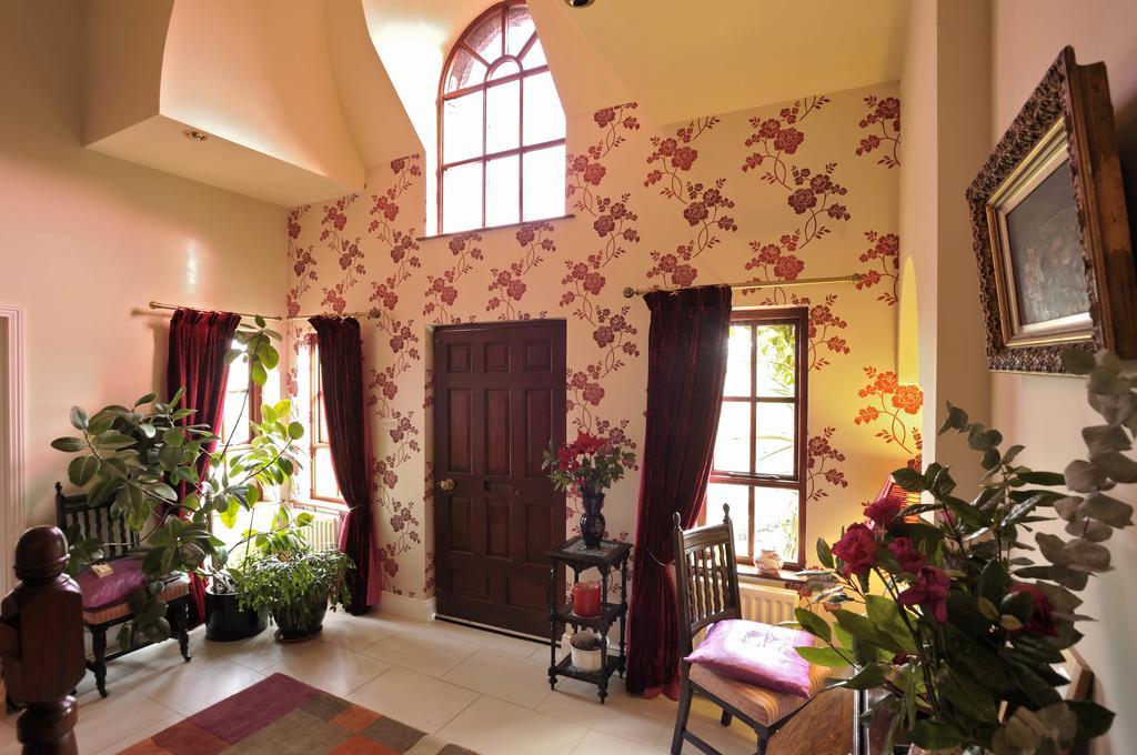 Pinewood Lodge Guest House Omagh Eksteriør billede