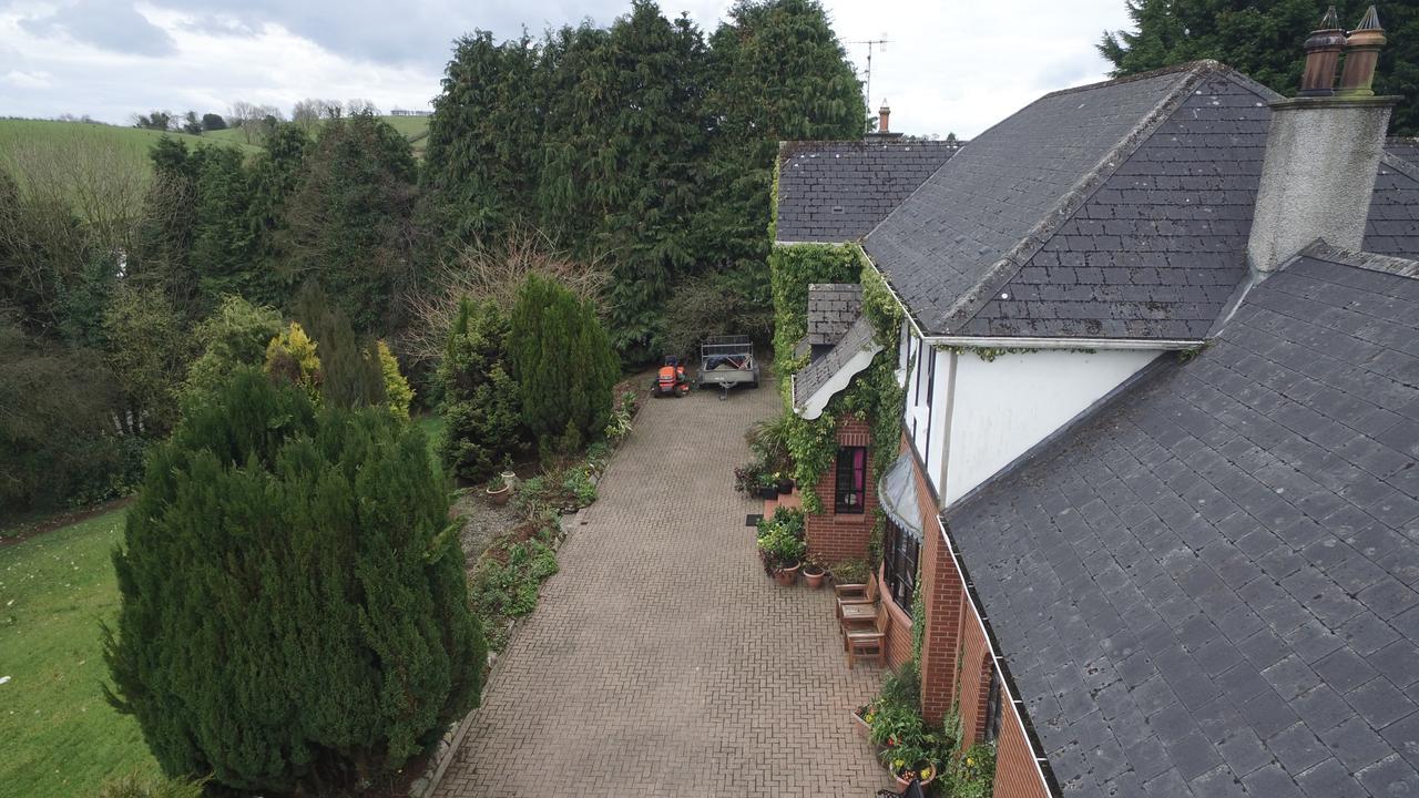 Pinewood Lodge Guest House Omagh Eksteriør billede